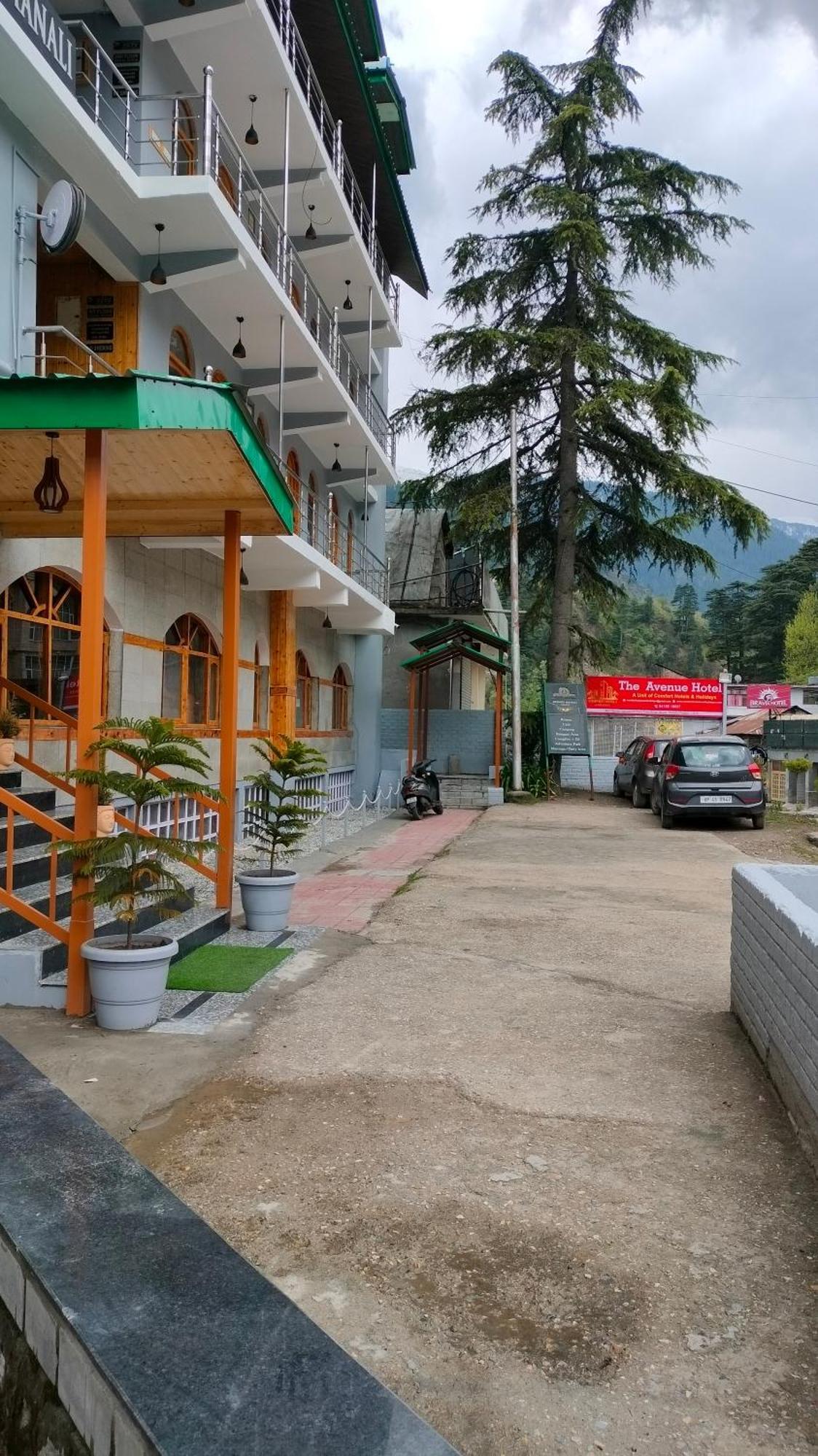 The Avenue Hotel , Manali A River Side Hotel Exteriör bild